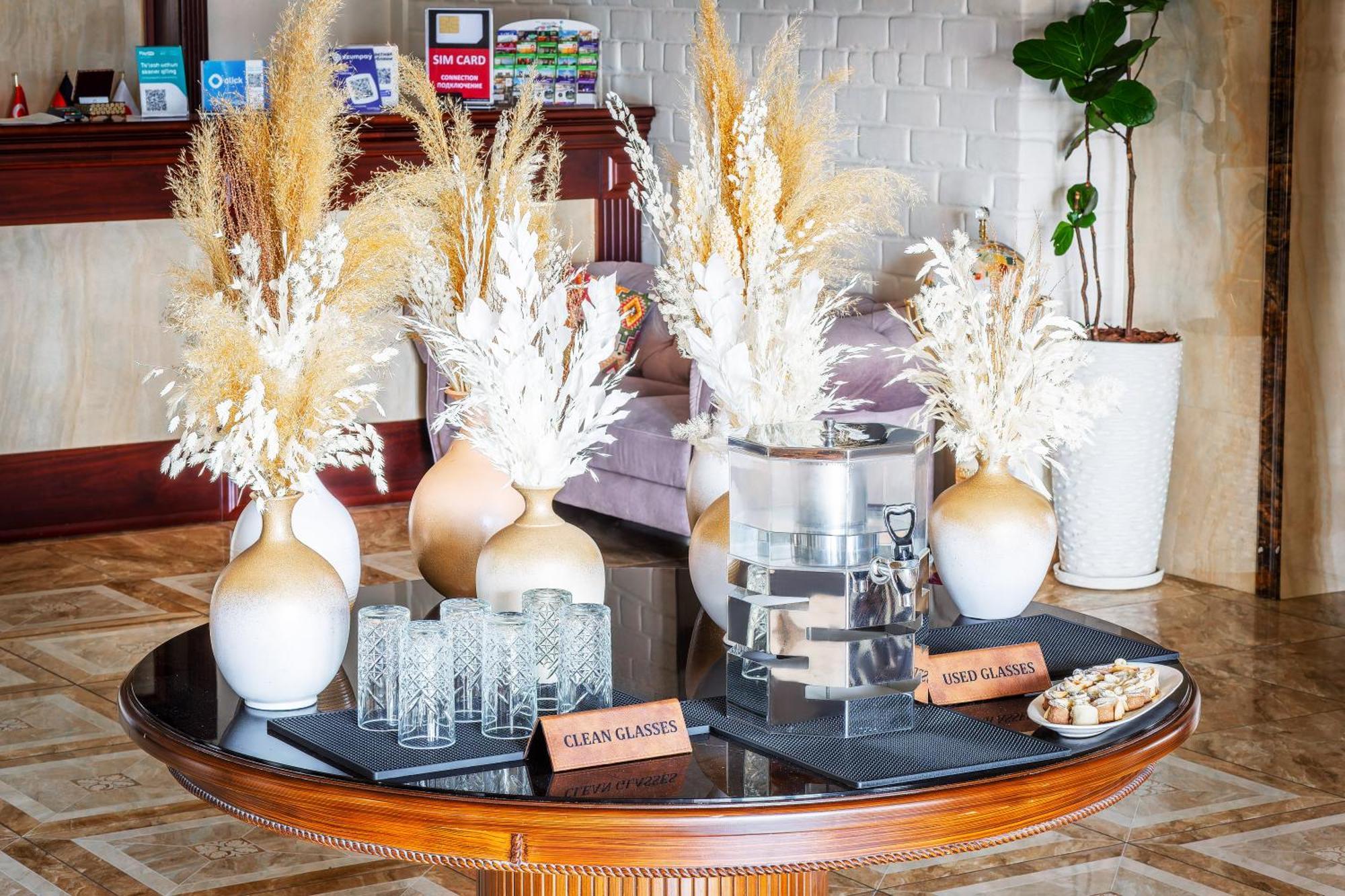 Praga Hotel Tashkent Luaran gambar