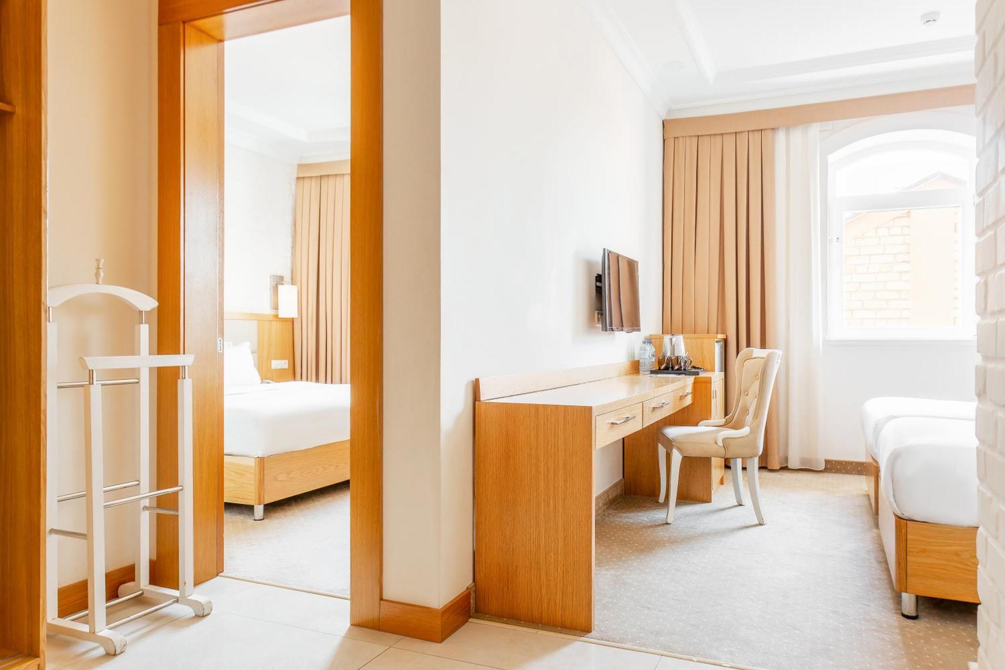 Praga Hotel Tashkent Luaran gambar