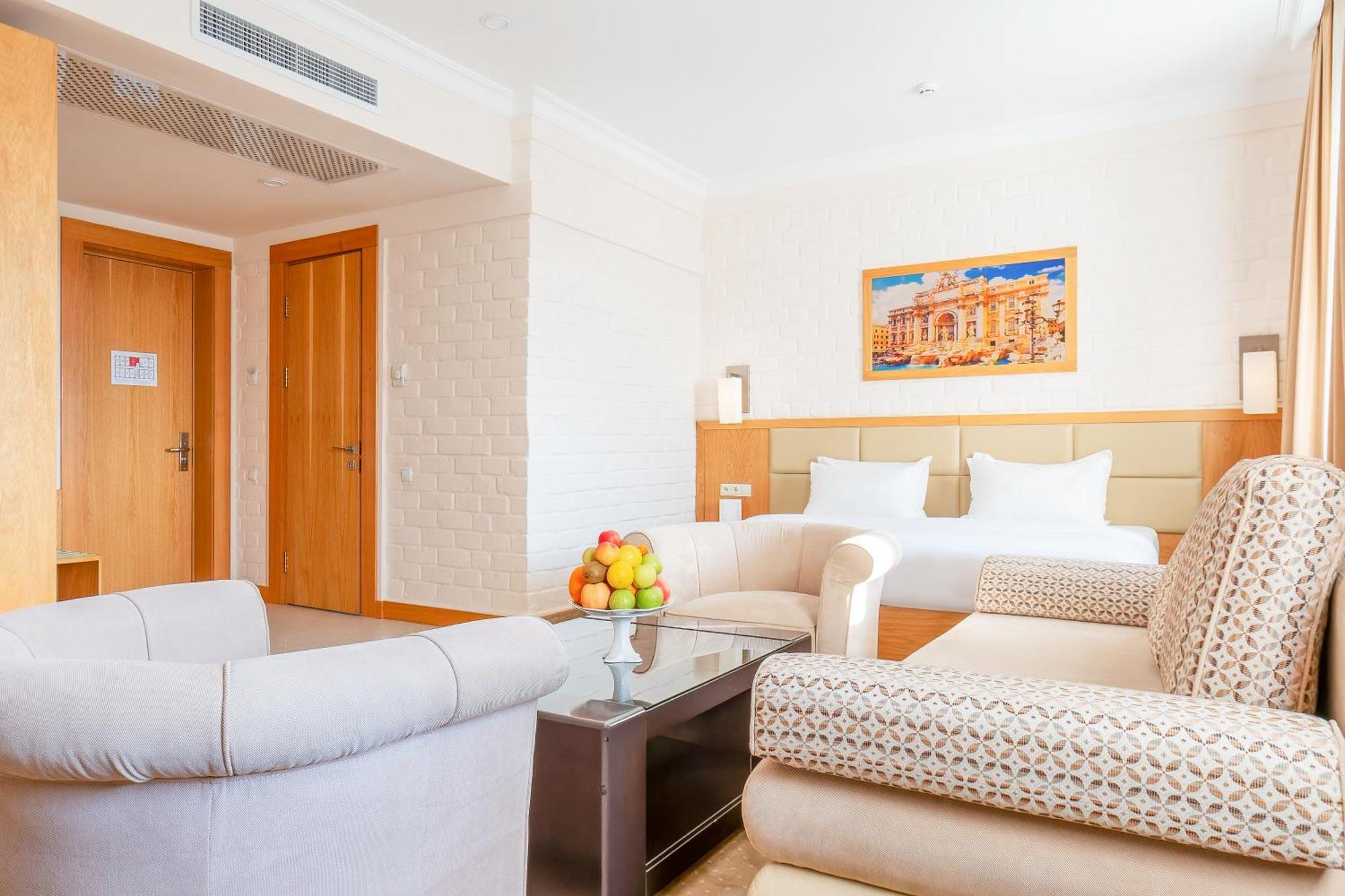 Praga Hotel Tashkent Luaran gambar