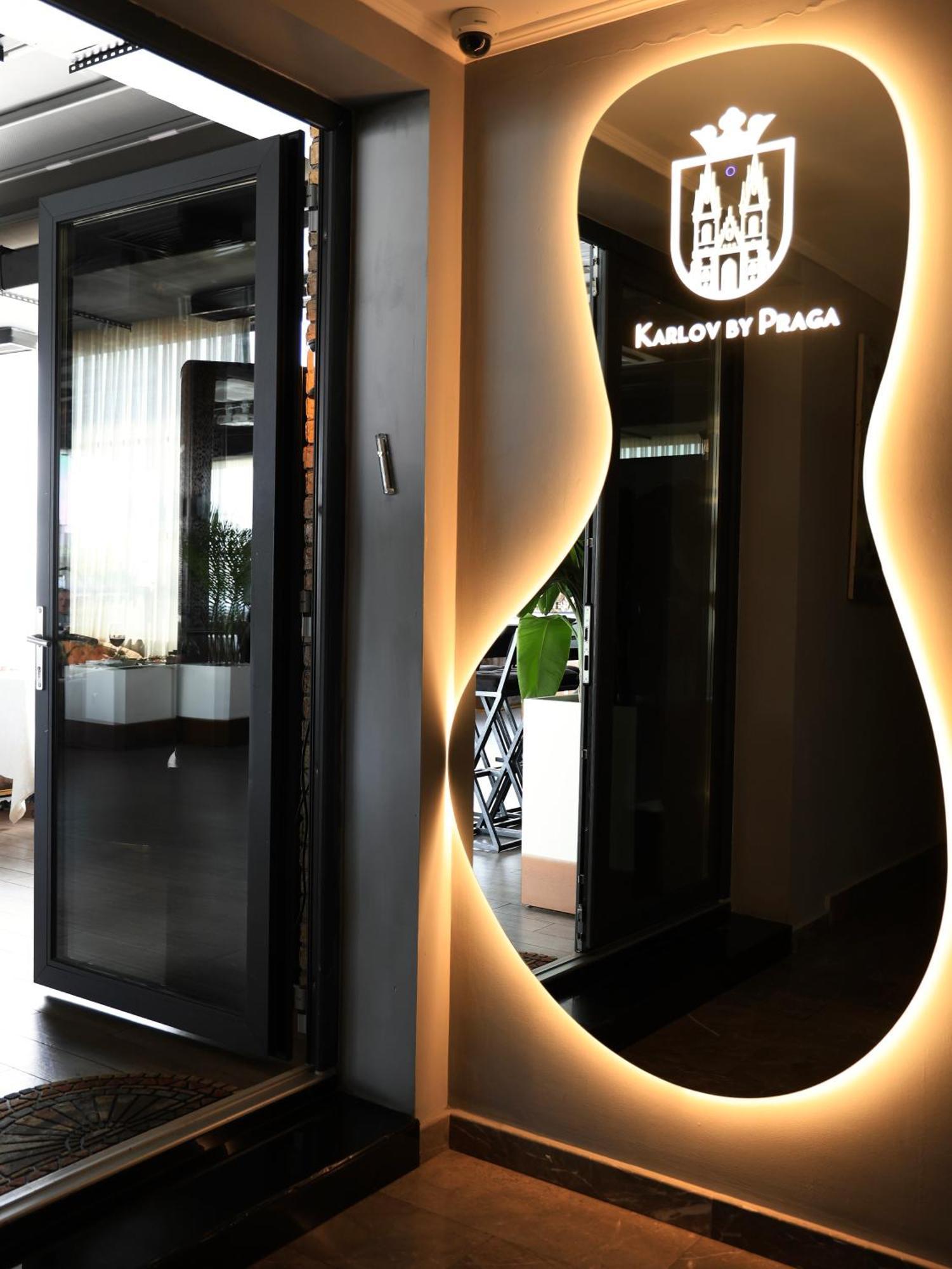 Praga Hotel Tashkent Luaran gambar